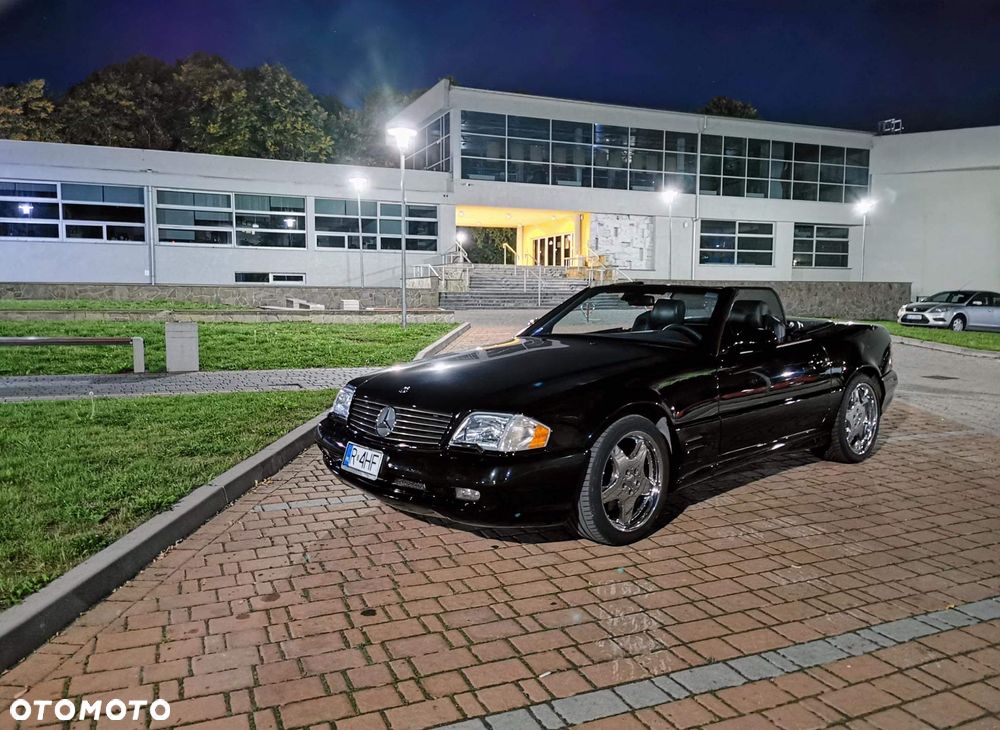 Mercedes-Benz SL - 11