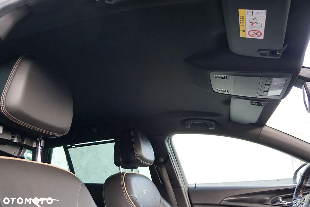 Opel Insignia - 24