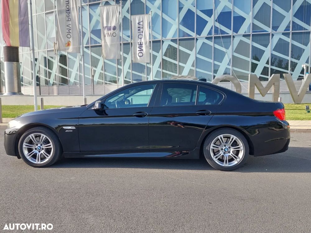 BMW Seria 5 530d xDrive AT - 3