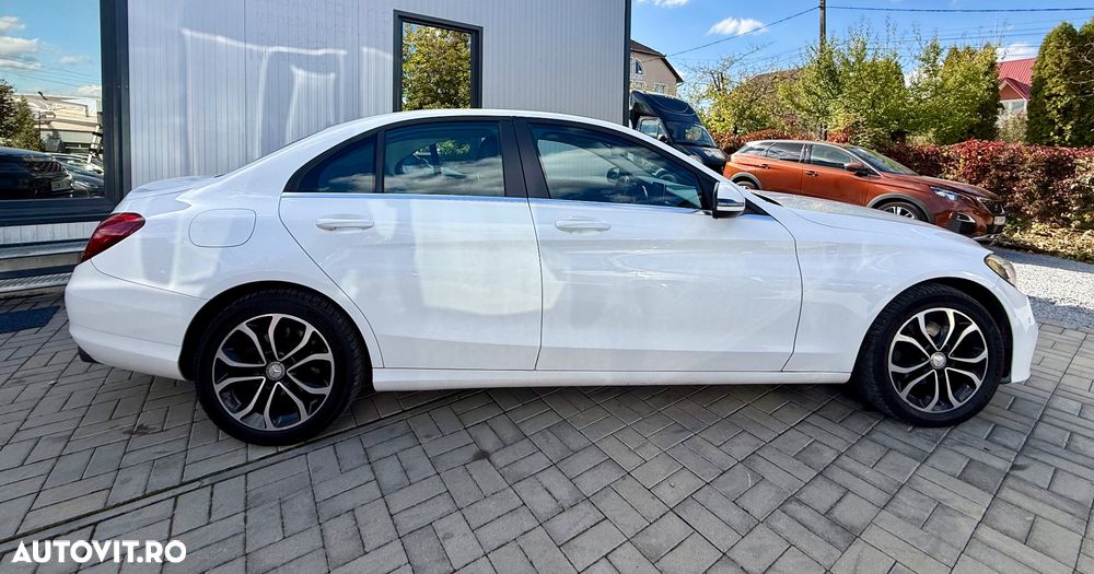 Mercedes-Benz C 220 CDI DPF Automatik Elegance - 12