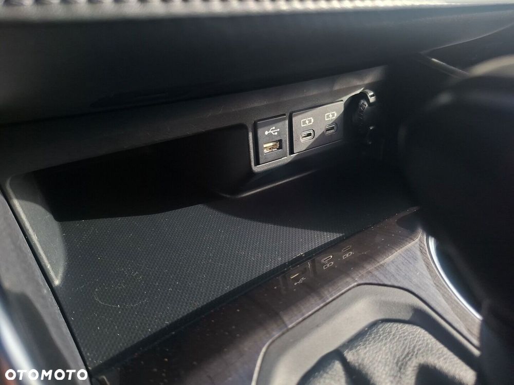 Toyota Highlander 2.5 Hybrid Executive - 26