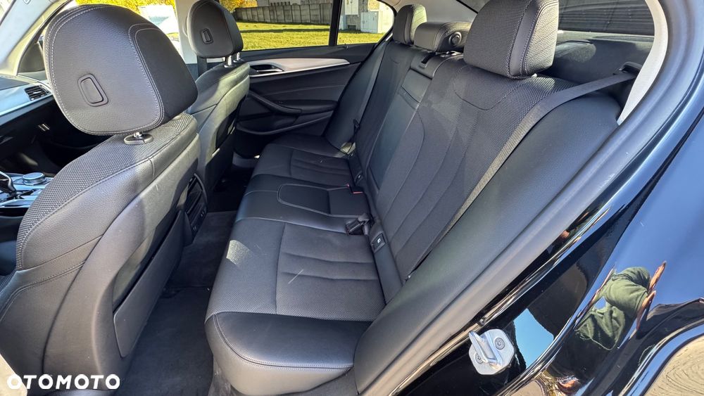 BMW Seria 5 520d xDrive MHEV Sport Line sport - 20