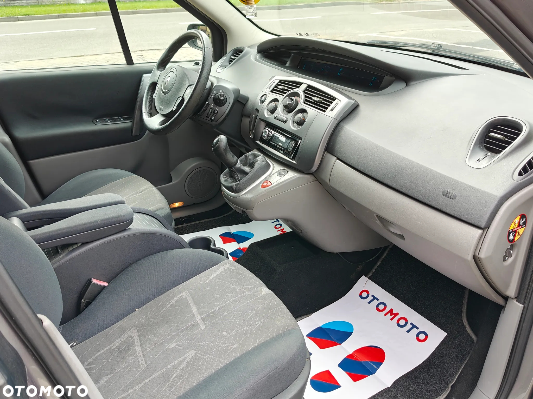 Renault Scenic 1.6 16V Confort Privilege - 7