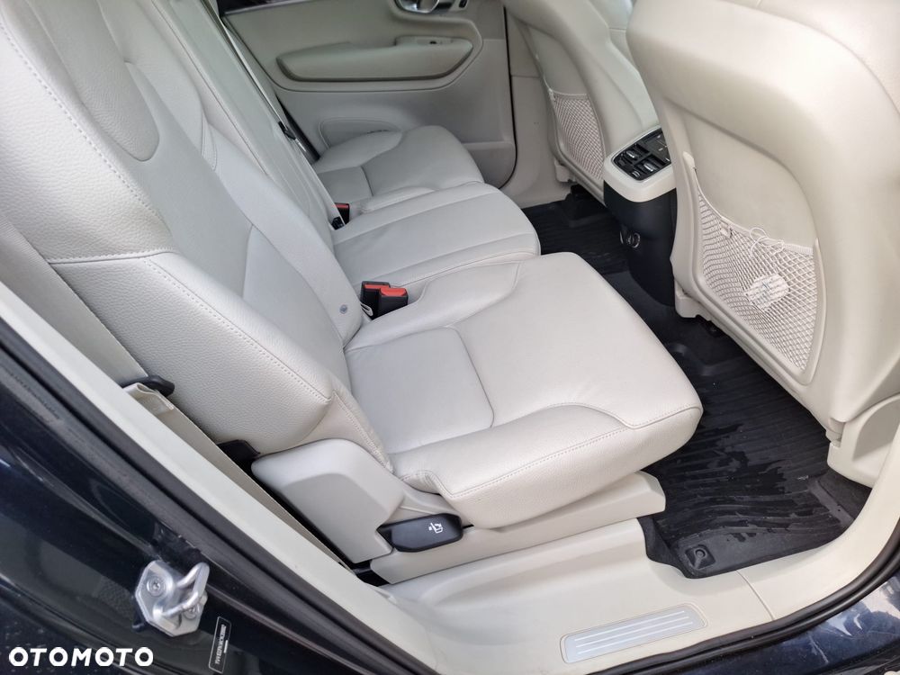 Volvo XC 90 T5 AWD Geartronic Momentum Pro - 6
