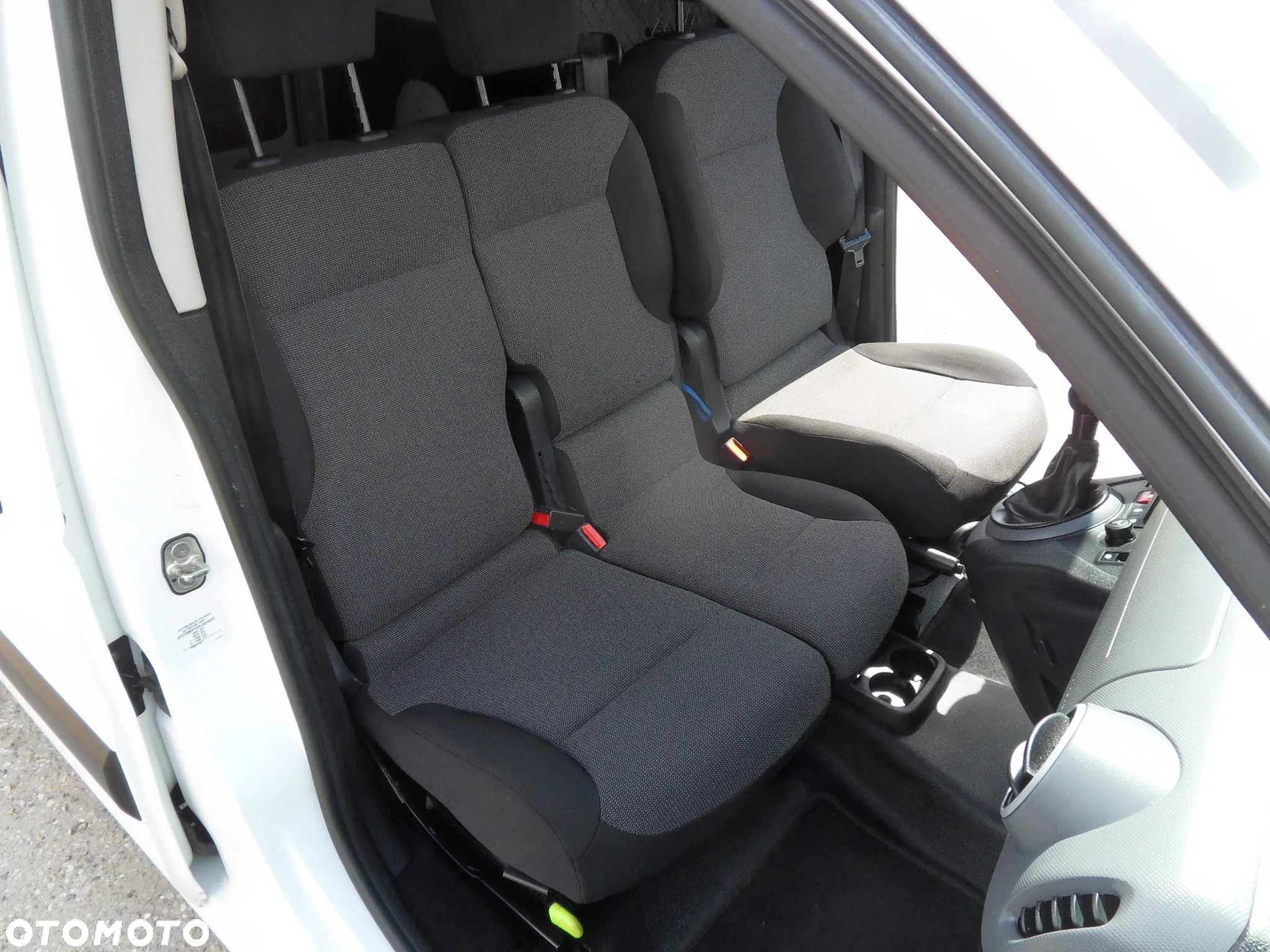 Peugeot PARTNER III LIFT - 13