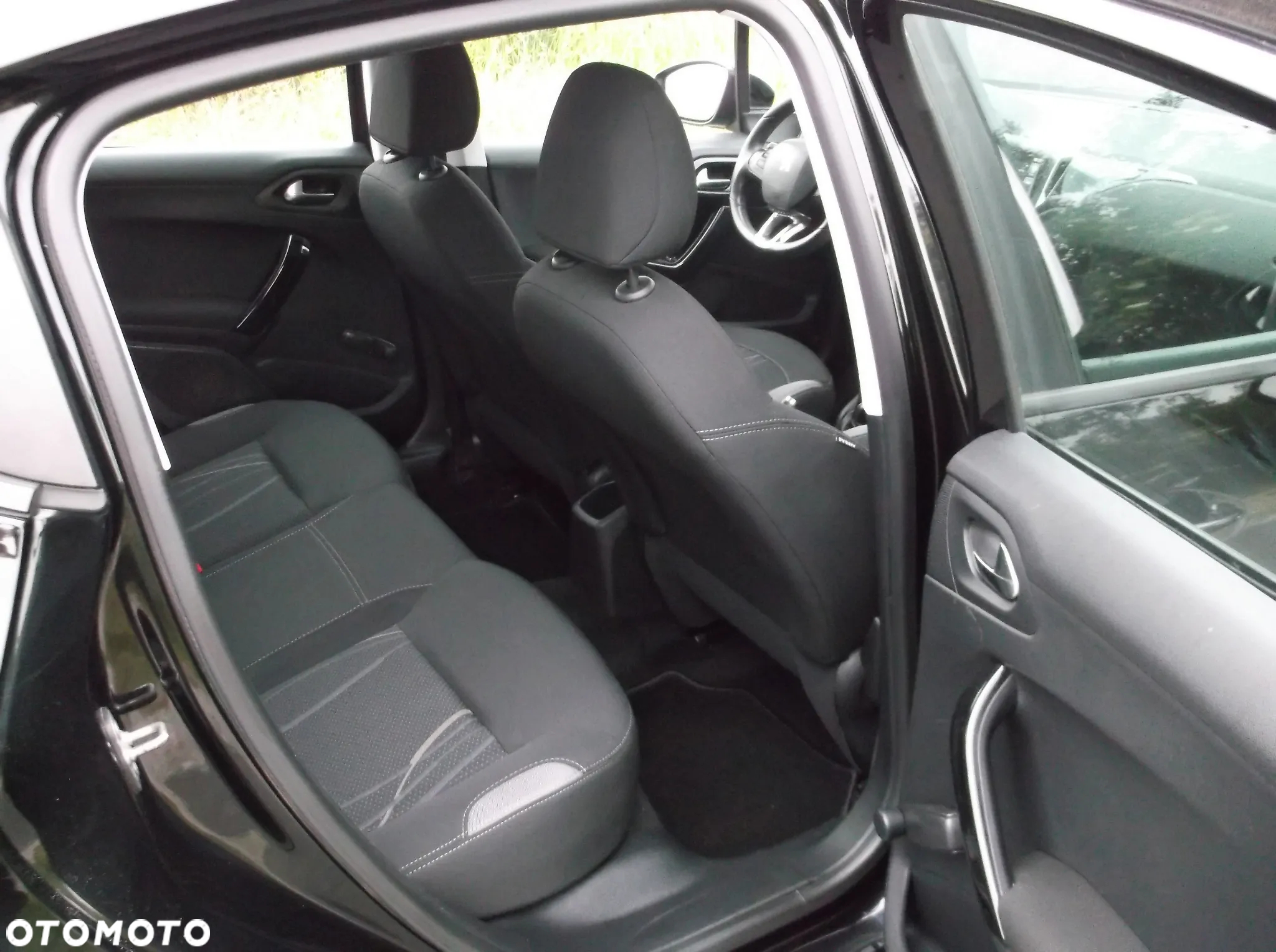 Peugeot 208 1.2 PureTech Allure - 9