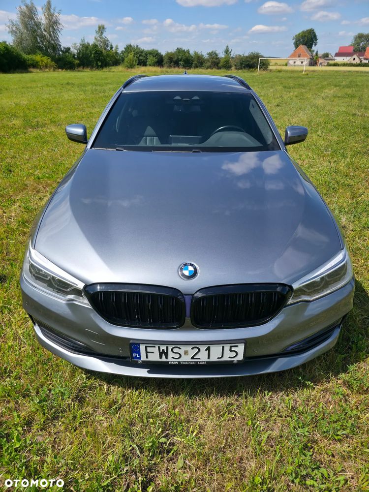 BMW Seria 5 520d Touring Sport Line - 4