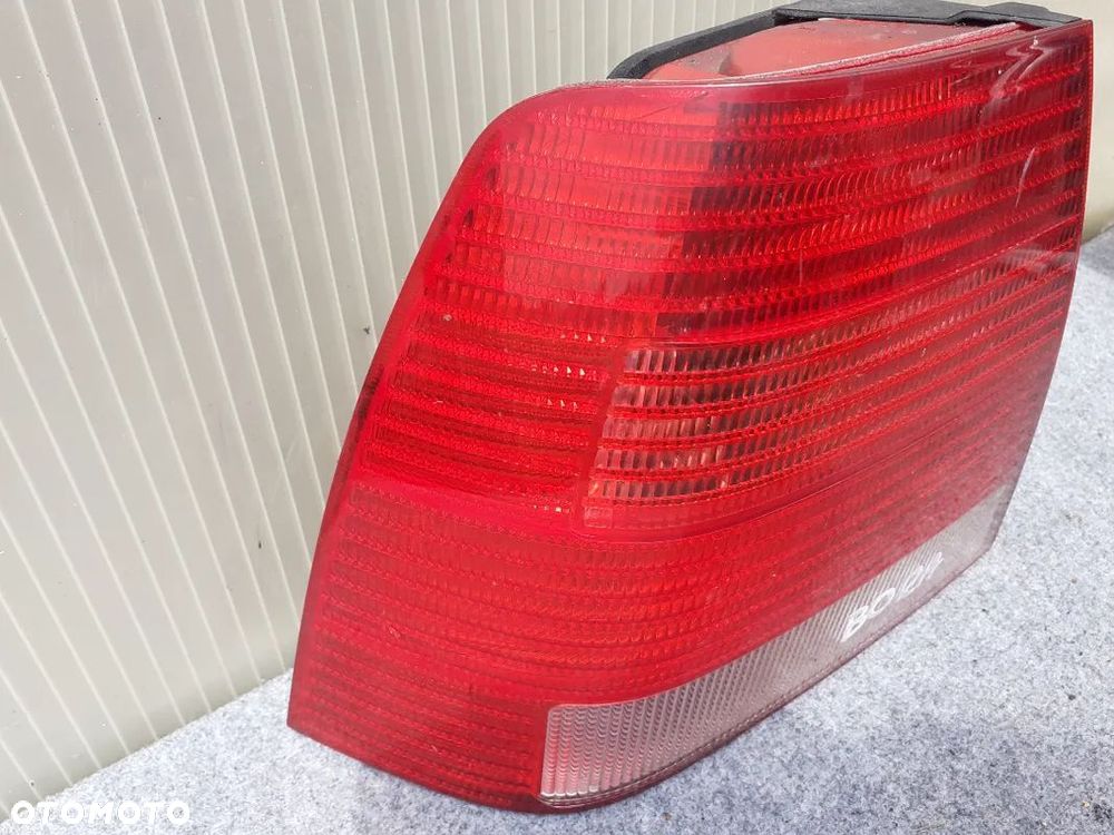 LAMPA TYŁ TYLNA LEWA VW BORA 2004 ORYGINAŁ - 3