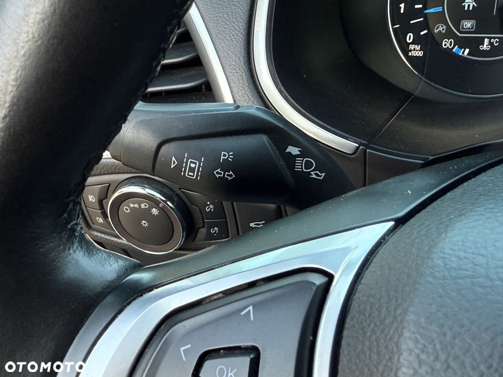 Ford S-Max 2.0 EcoBlue Titanium - 27