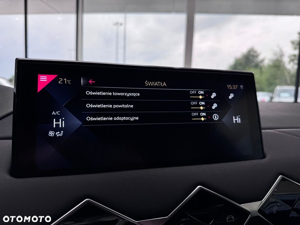DS Automobiles DS 3 Crossback 1.2 PureTech Grand Chic - 32