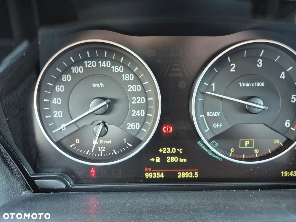 BMW Seria 1 118d - 19
