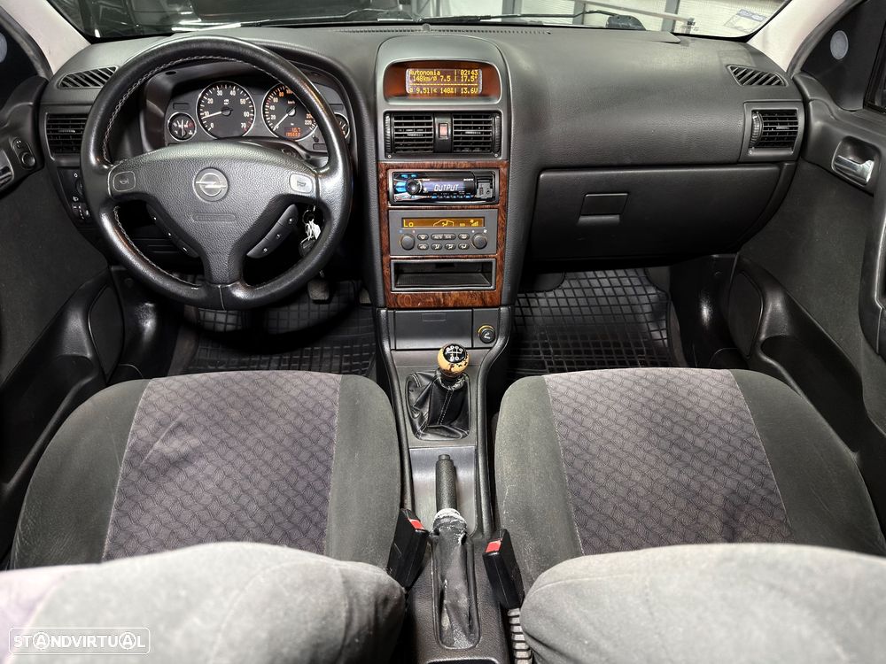 Opel Astra 1.4 Sport - 14