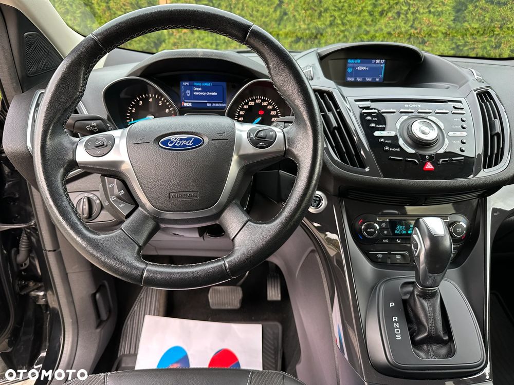 Ford Kuga - 28