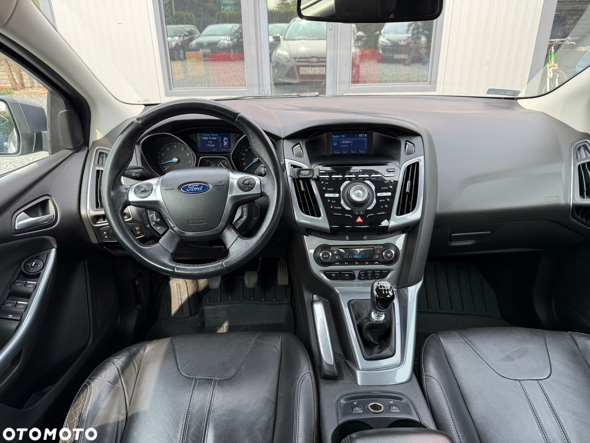Ford Focus - 25
