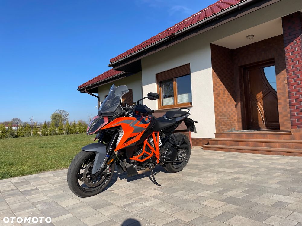 KTM Super Duke - 10