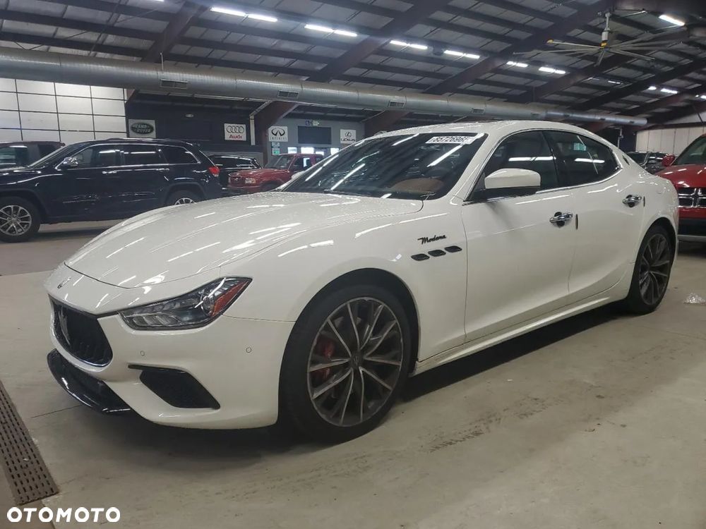 Maserati Ghibli Modena - 2