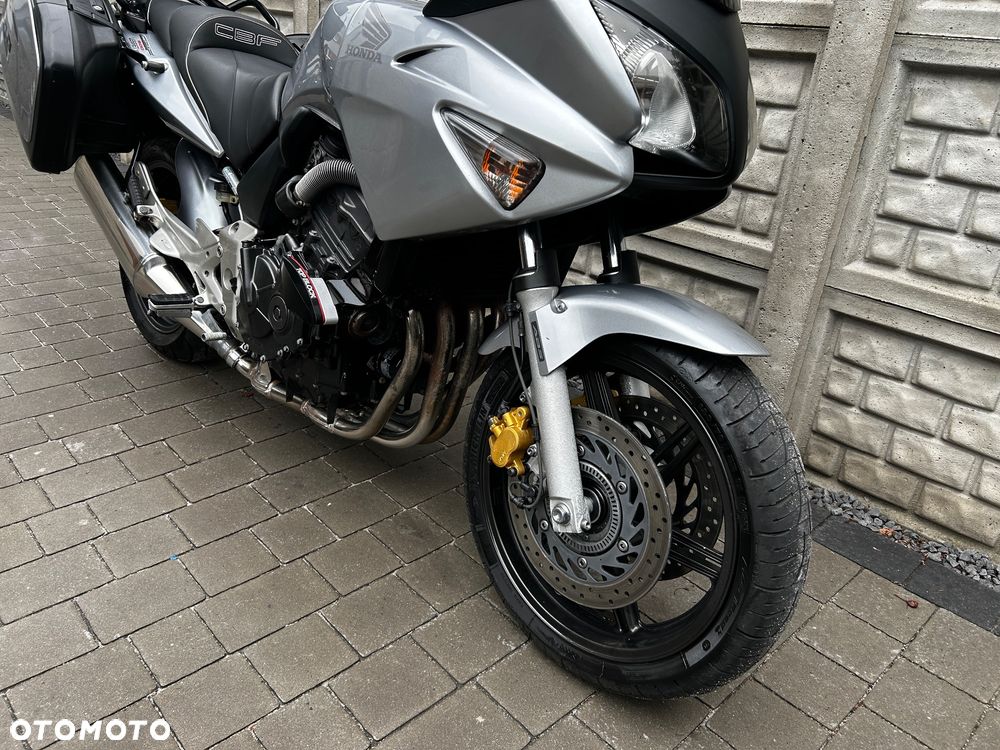 Honda CBF - 8