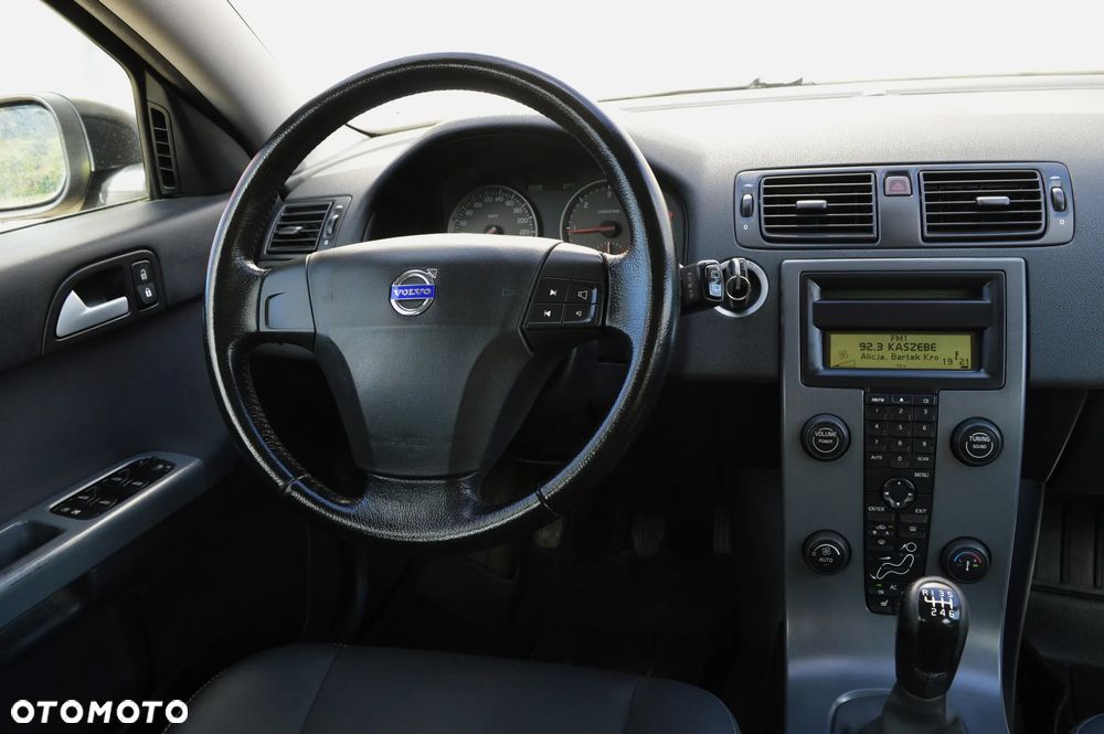 Volvo V50 2.0D Momentum - 9