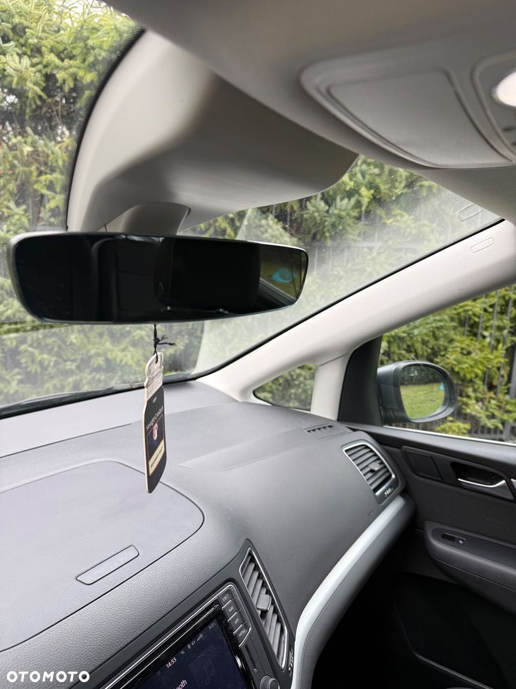 Volkswagen Sharan 2.0 TDI BMT Comfortline DSG - 5