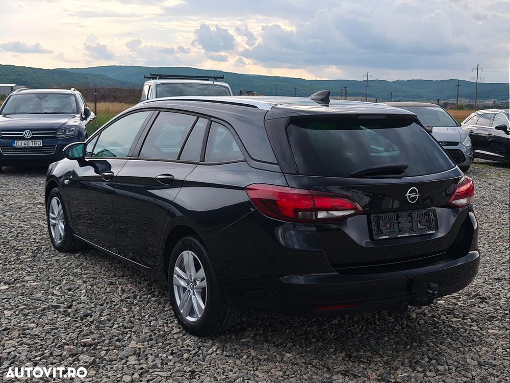 Opel Astra 1.6 D (CDTI) Start/Stop Dynamic - 9