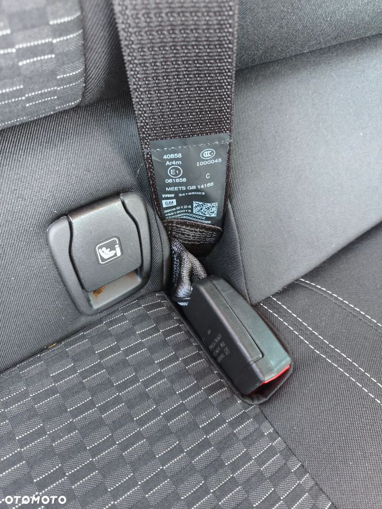 Opel Astra - 19