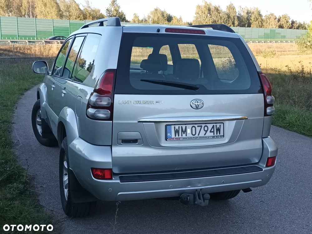Toyota Land Cruiser - 15