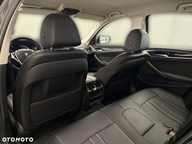BMW Seria 5 520i mHEV Luxury Line - 18