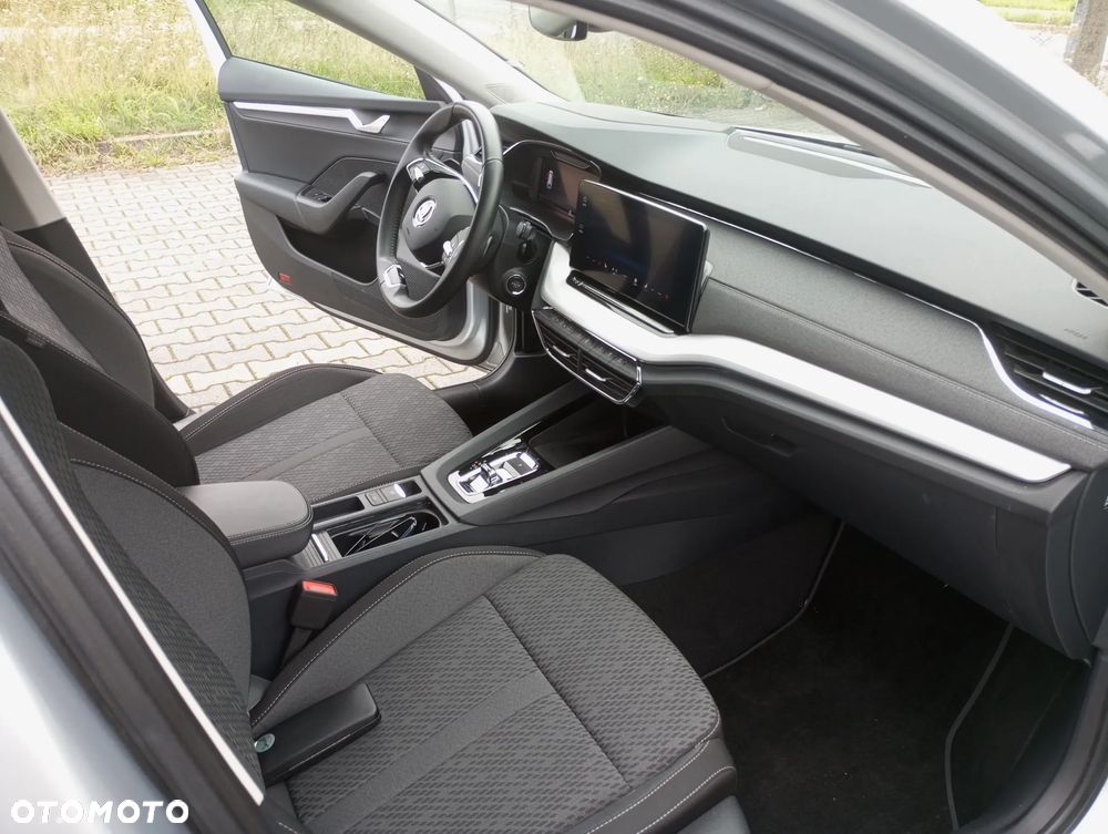 Skoda Octavia Combi 2.0 TDI DSG Exclusive Plus - 17