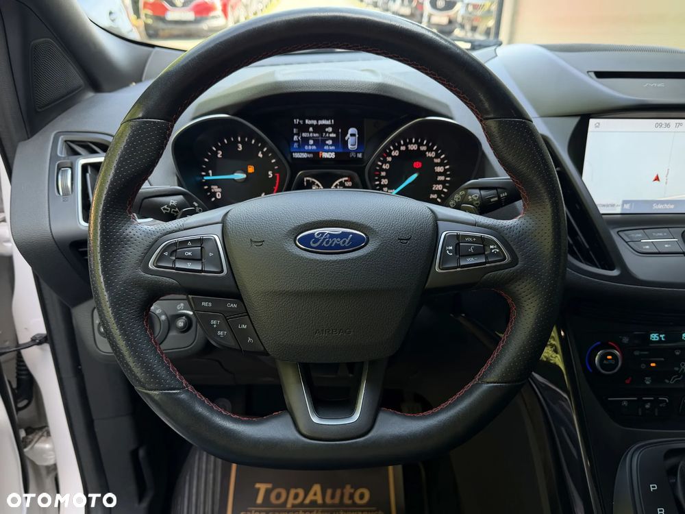 Ford Kuga 2.0 TDCi 4x4 ST-Line - 22