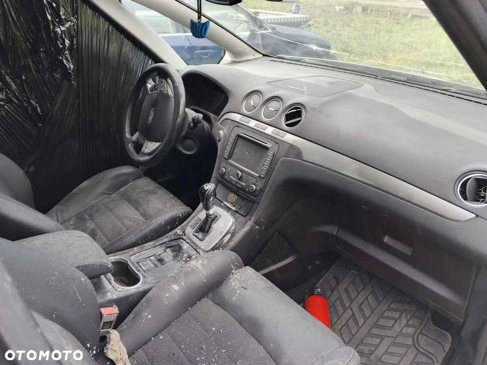 Ford S-Max - 4