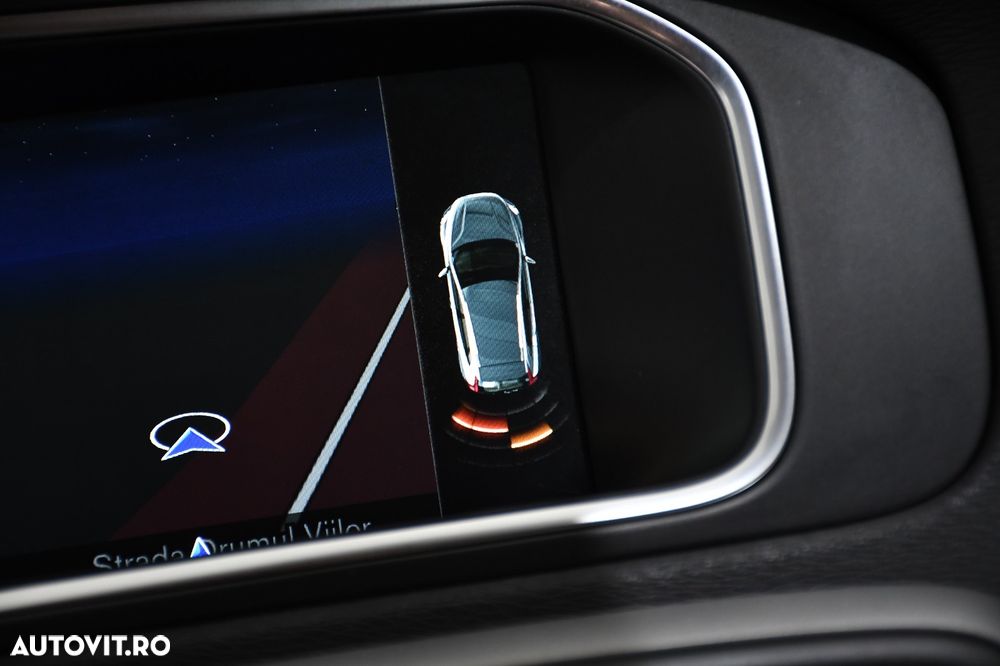Volvo V40 - 22