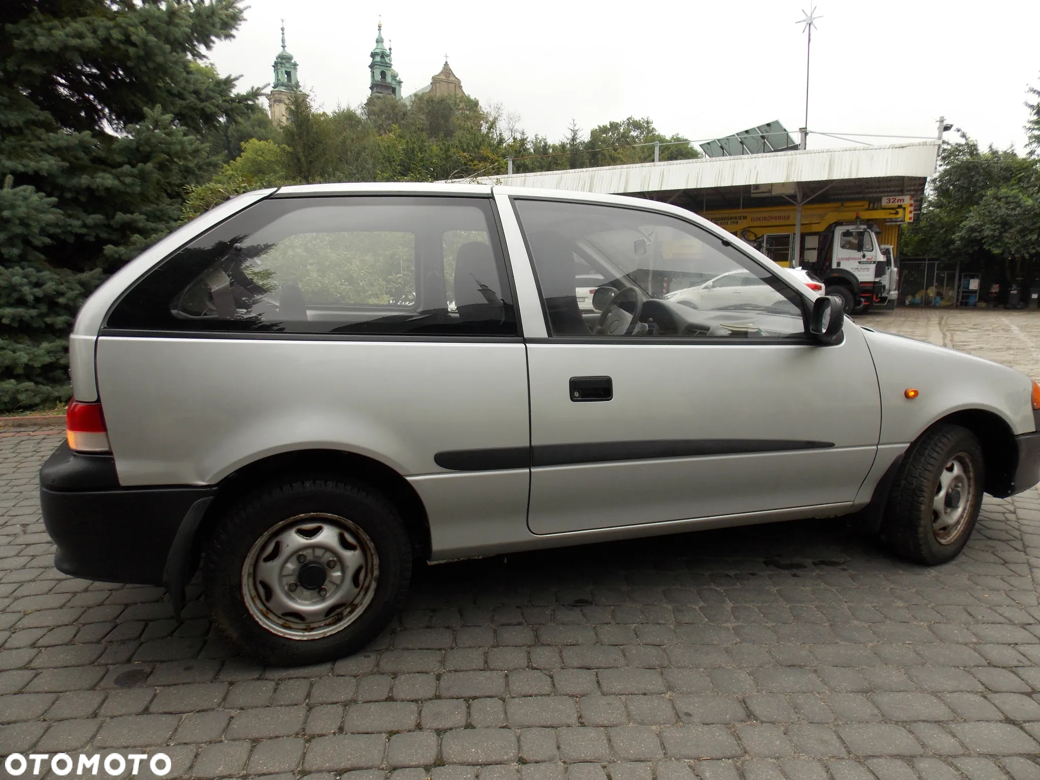 Suzuki Swift 1.0 GL - 9