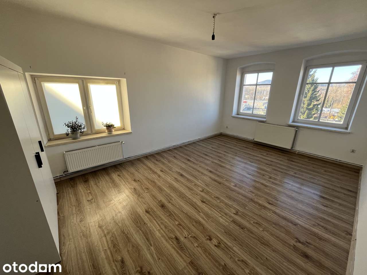 69 m² w Rynku | możliwość 3 pokoi | niski czynsz | wyposażone
