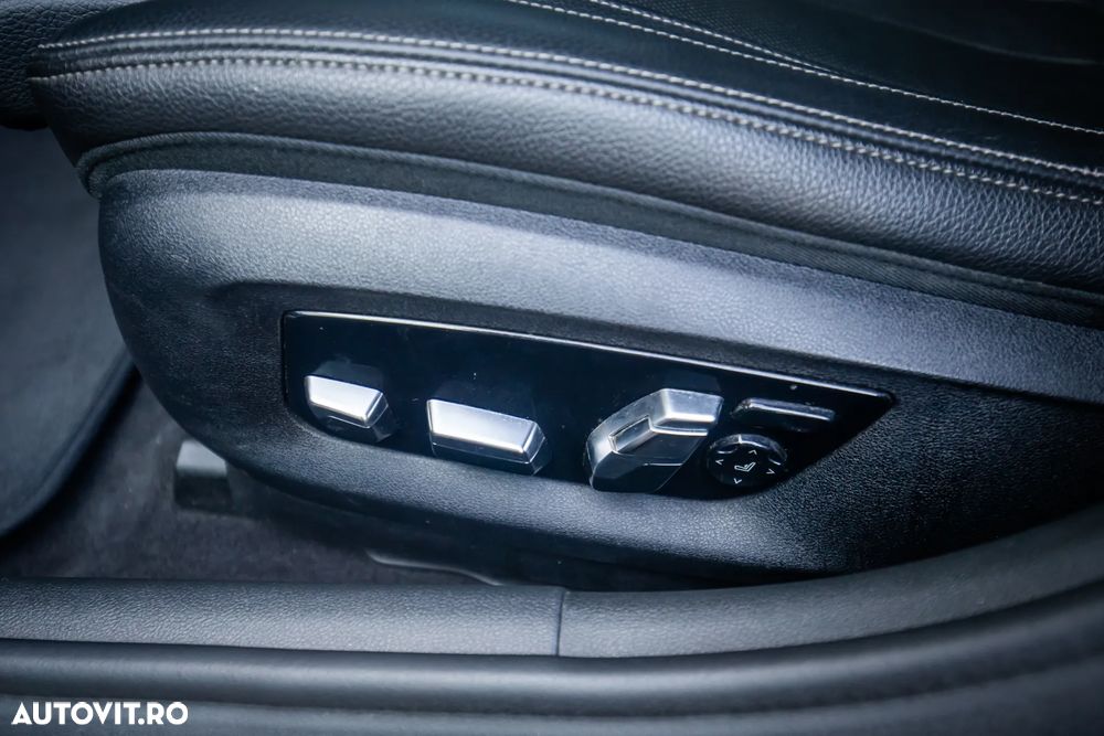BMW Seria 5 530i xDrive AT - 19