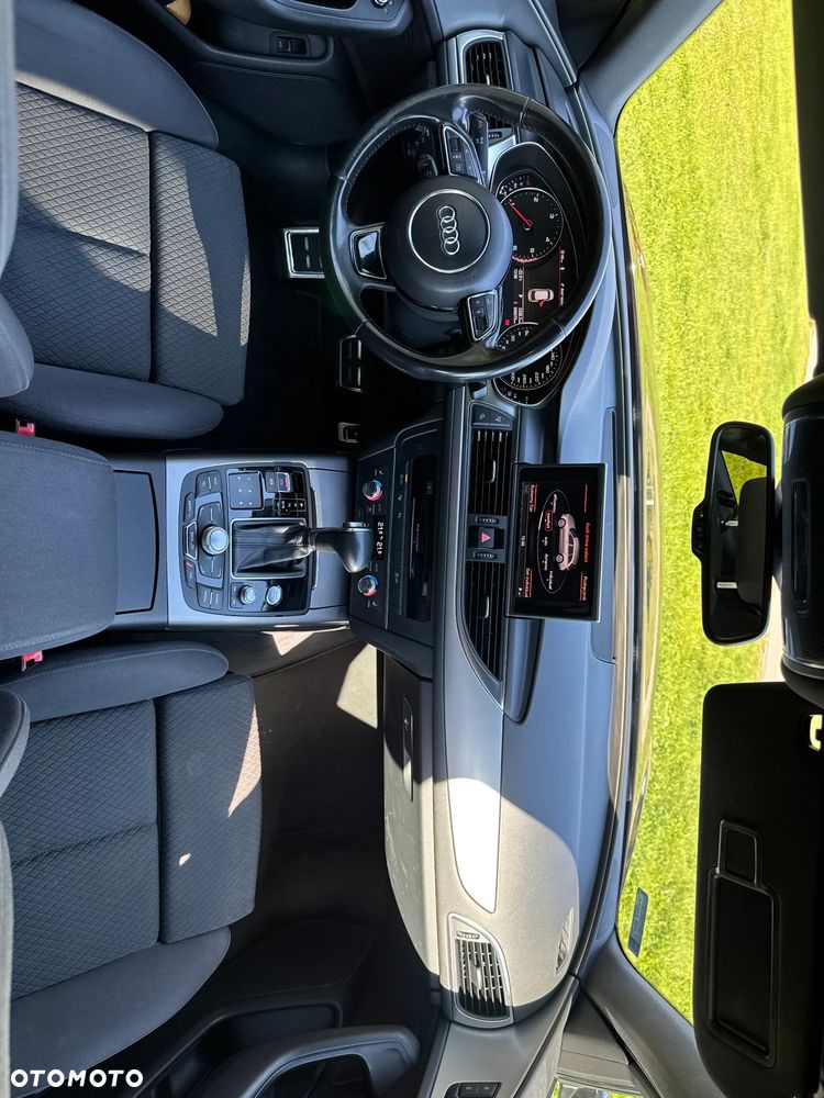 Audi A6 Avant - 16
