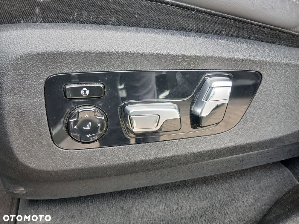 BMW X5 M M60i mHEV sport - 19