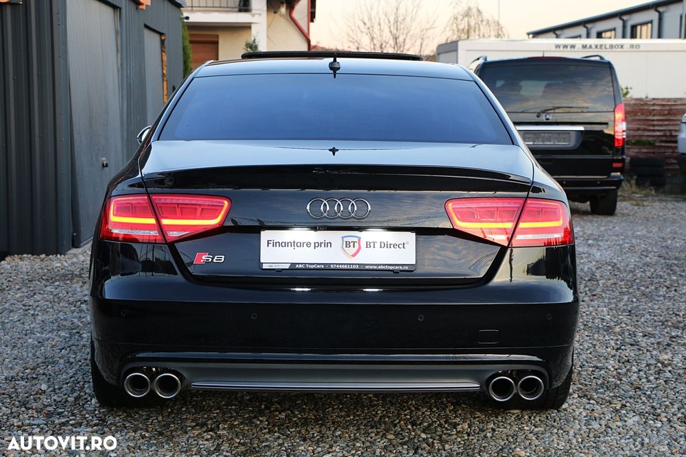 Audi S8 Standard - 12