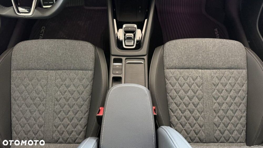 Skoda Octavia 2.0 TSI Sportline 4x4 DSG - 37