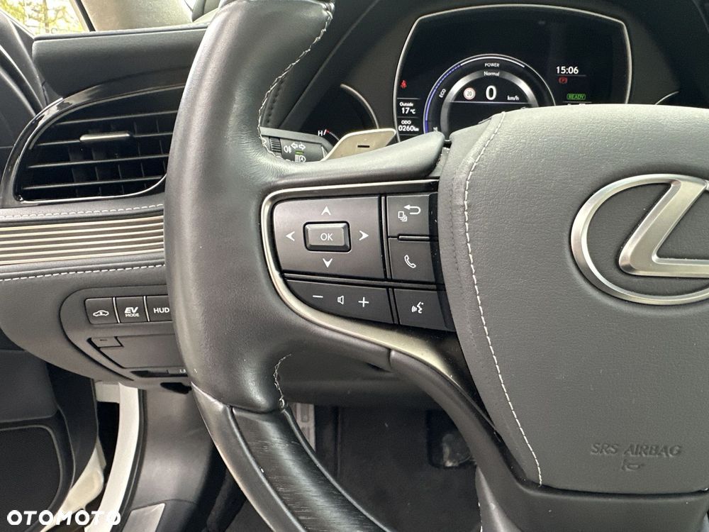 Lexus LS - 16