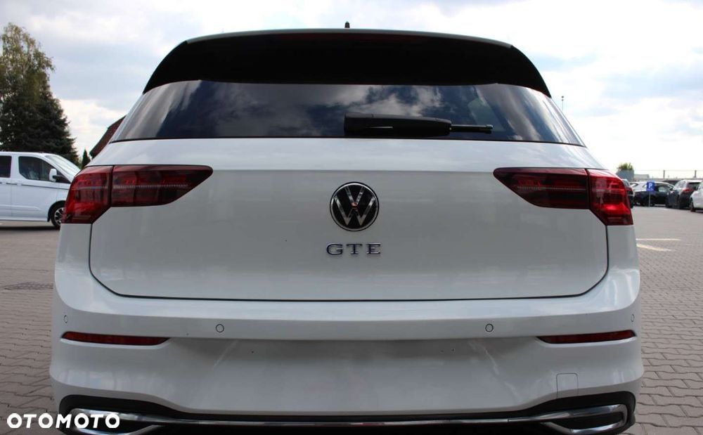 Volkswagen Golf - 9