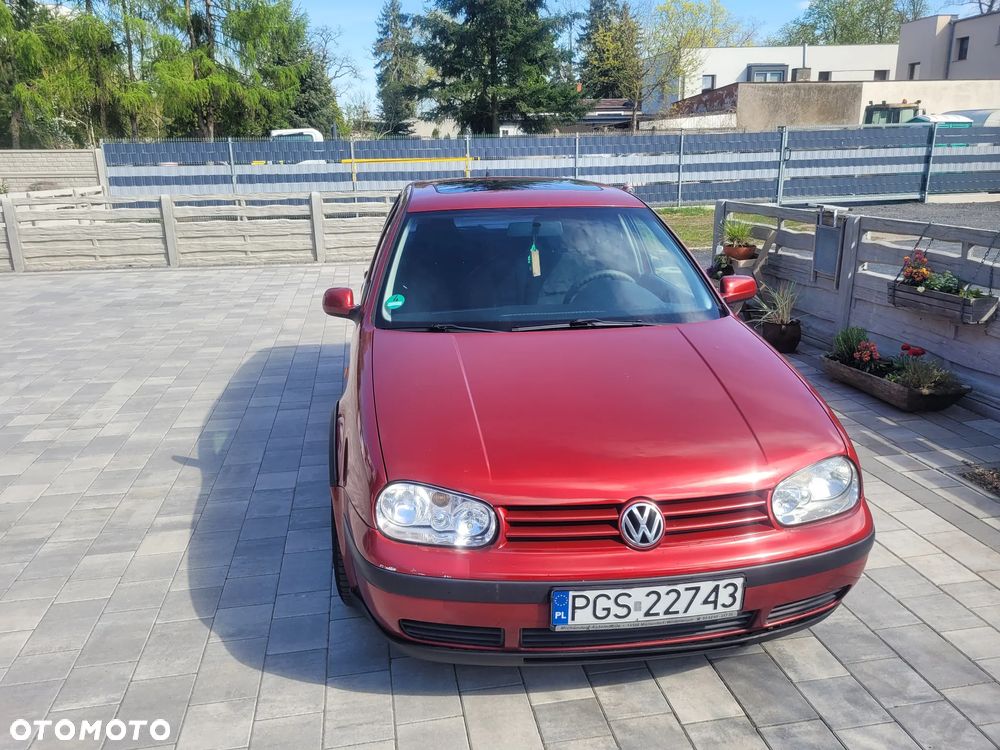 Volkswagen Golf 1.6 Basis - 2