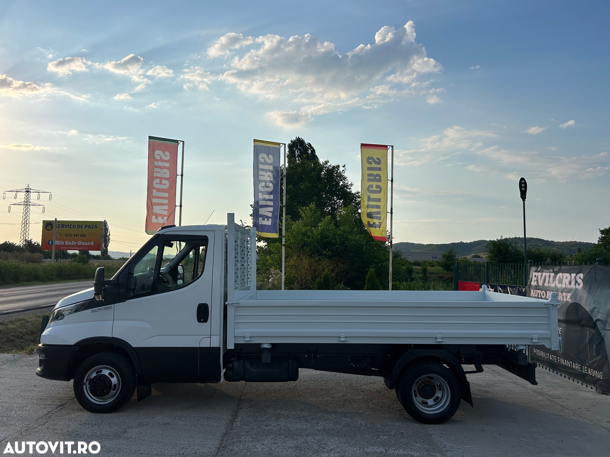 Iveco Daily 3.0 D BASCULABIL AXA DUBLA SPATE - 10