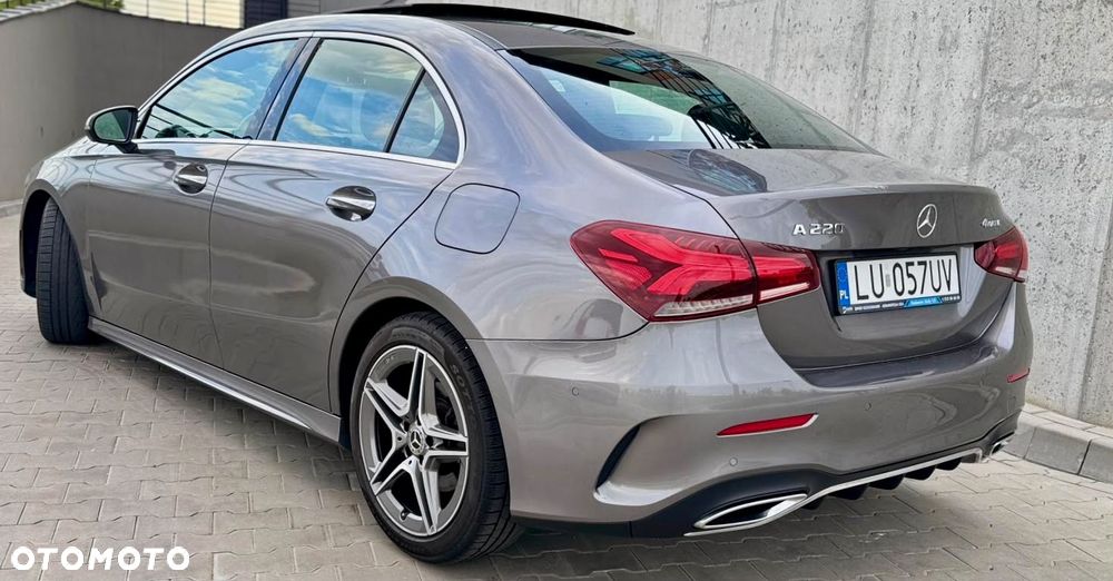 Mercedes-Benz Klasa A 220 4Matic 7G-DCT AMG Line - 13
