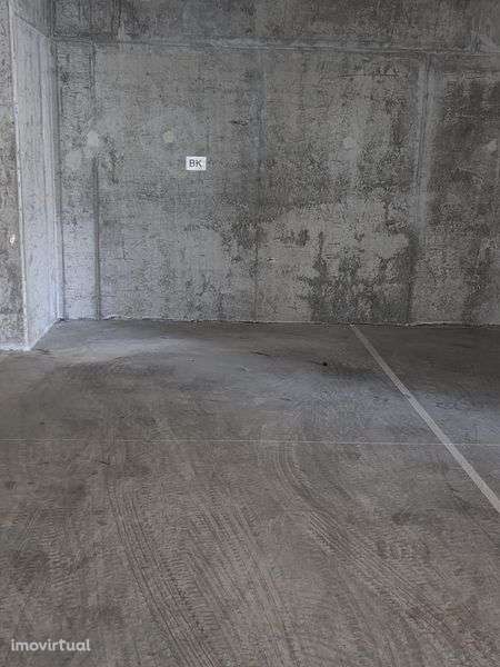 Garagem Estudiso UM - Grande imagem: 5/7