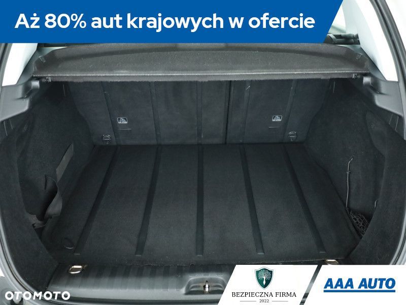 Peugeot 2008 - 11