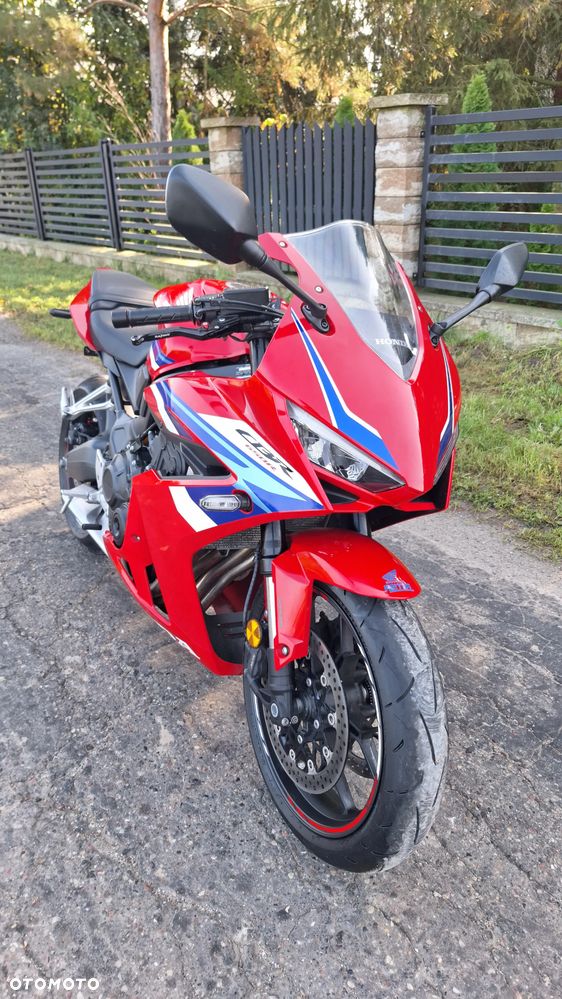 Honda CBR - 22
