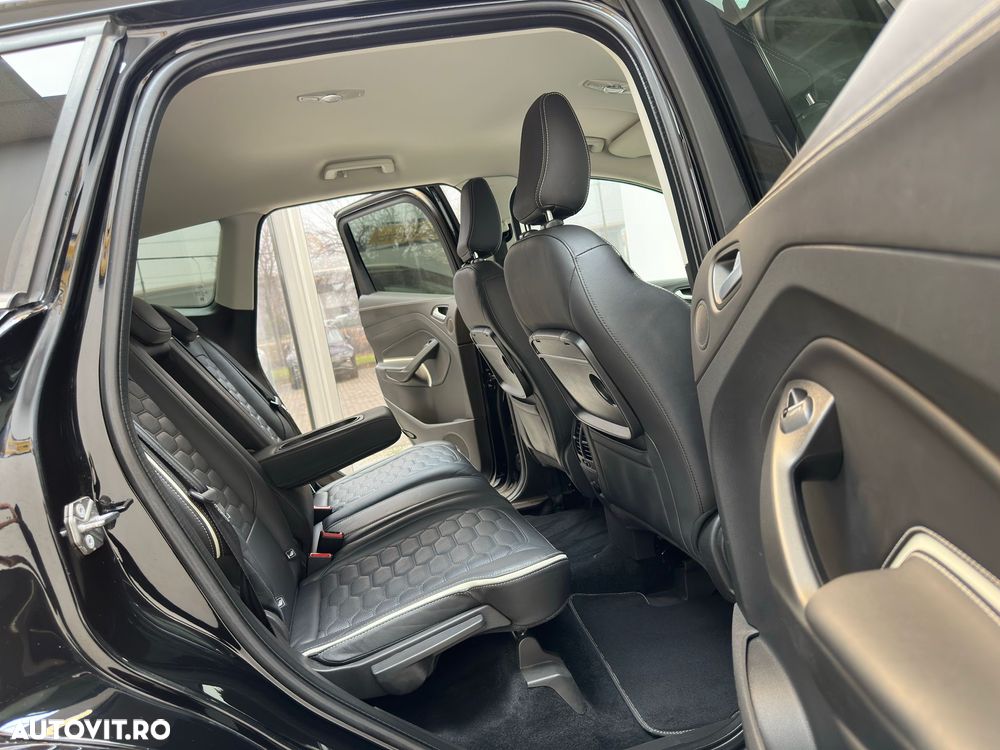 Ford Kuga 2.0 TDCi 4x4 Aut. Vignale - 10