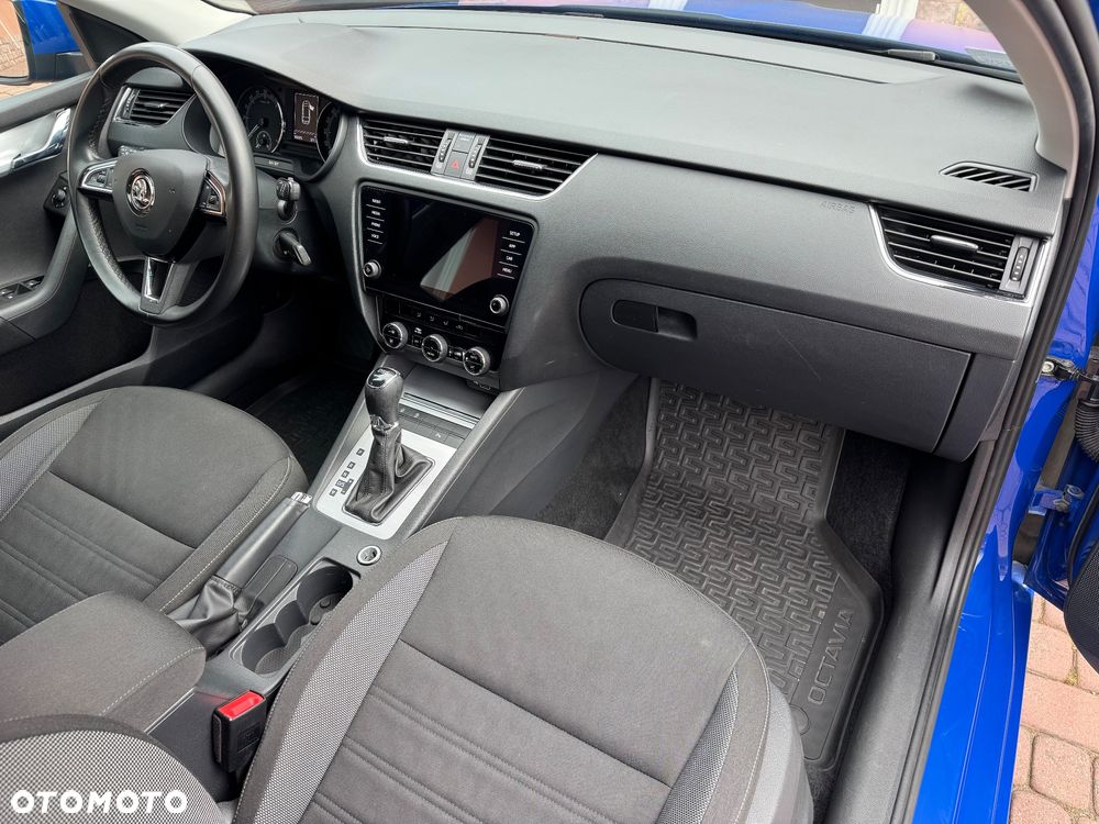 Skoda Octavia 2.0 TDI Ambition DSG - 12
