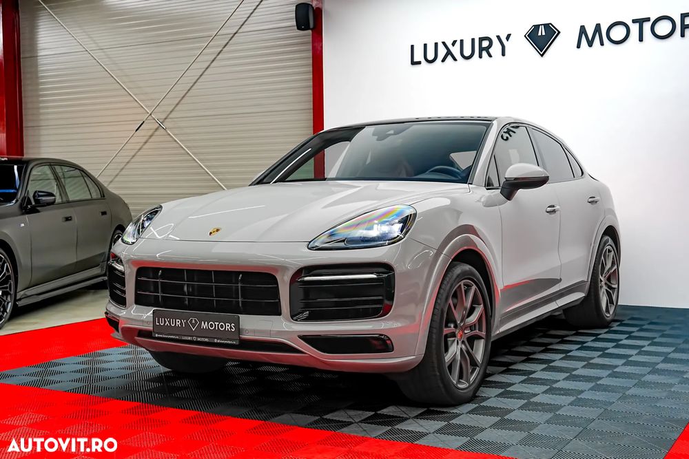 PORSCHE Cayenne Coupe 2022 — imagine 11