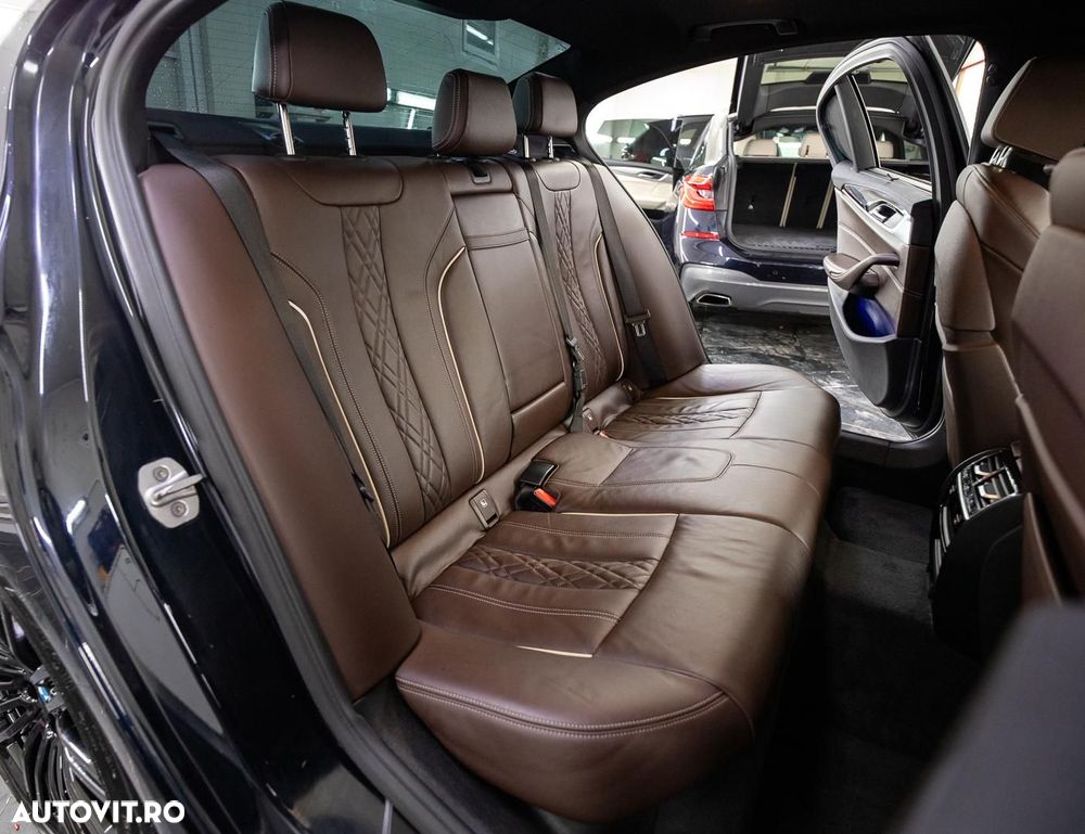BMW Seria 5 - 12